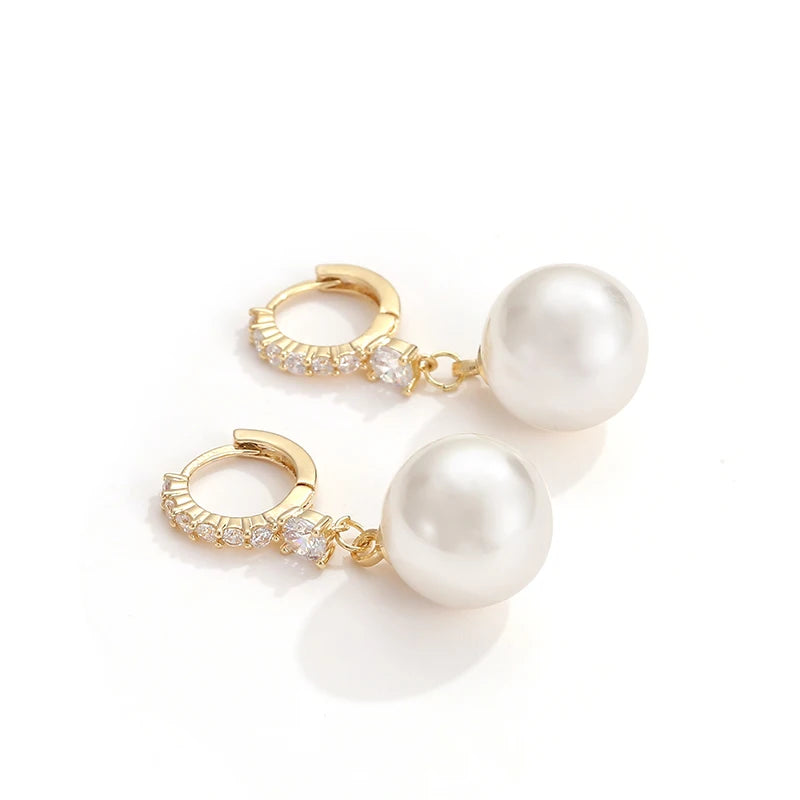 Boucle d'Oreille Perle Blanche