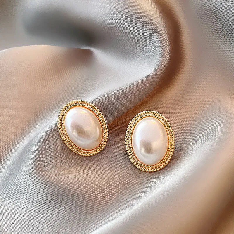Boucle d'Oreille Ancienne Perle