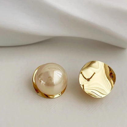 Boucle d'Oreille Fantaisie Grosse Perle Blanche