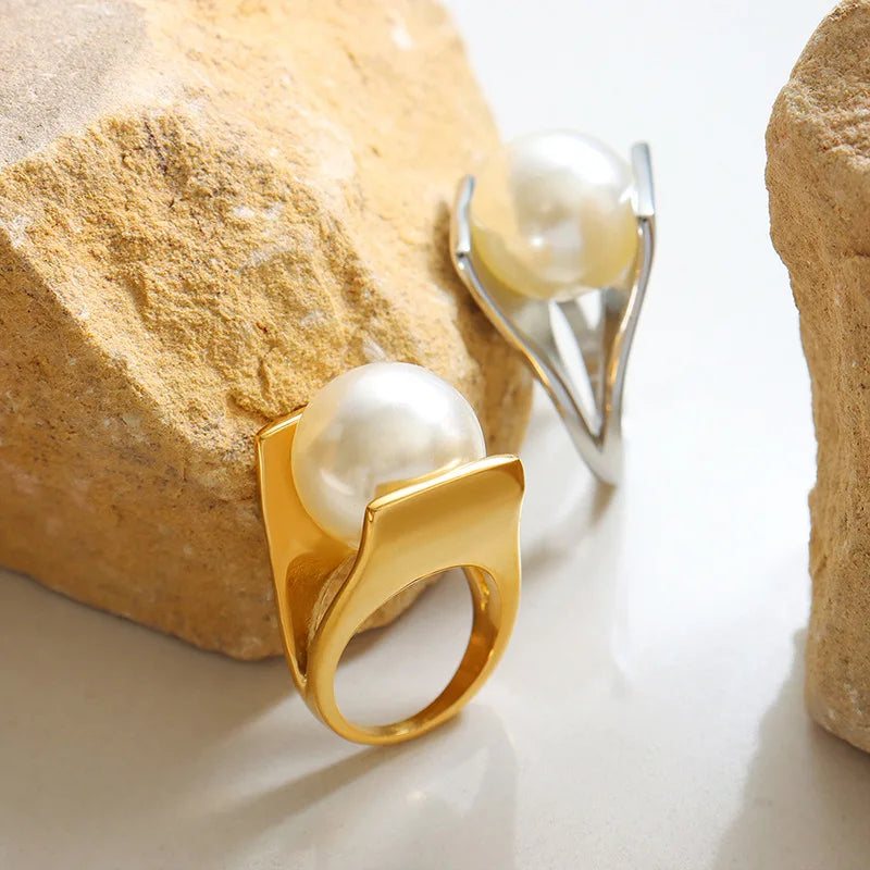 Bague avec Perle Dedans
