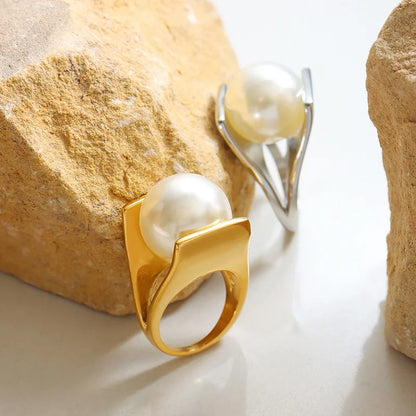 Bague avec Perle Dedans