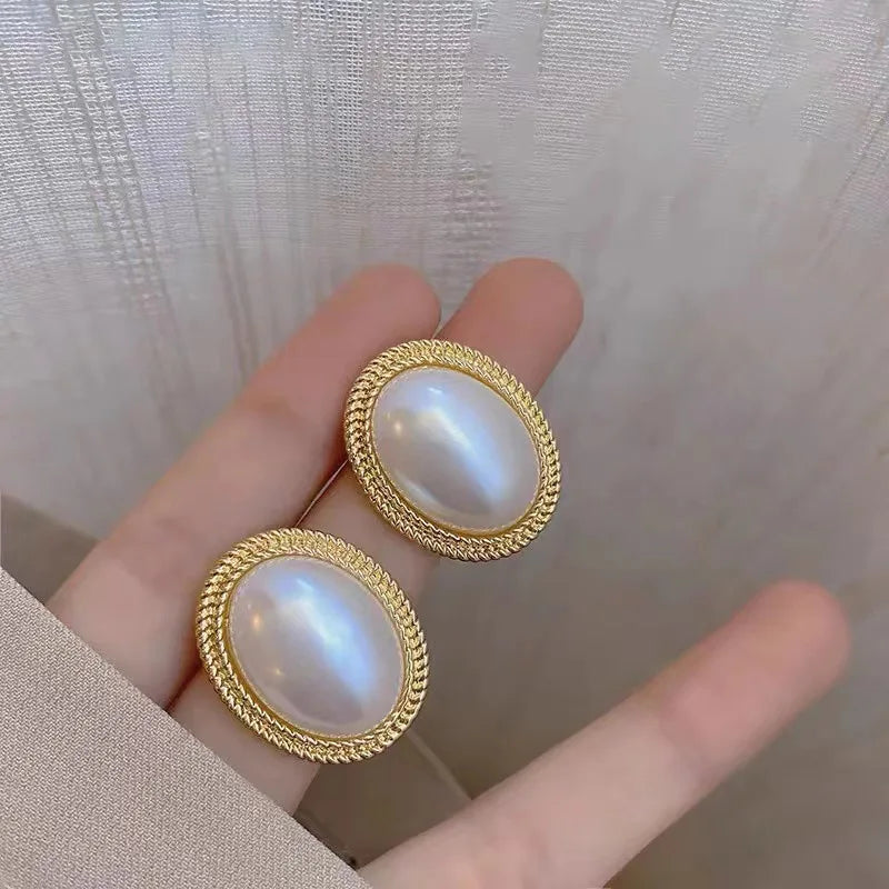 Boucle d'Oreille Ancienne Perle