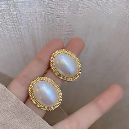 Boucle d'Oreille Ancienne Perle