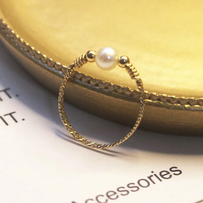 Bague avec Petite Perle